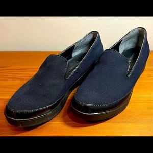 Donald Pliner Black Platform Loafer